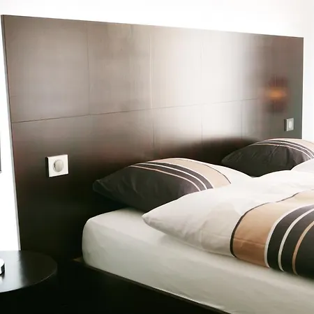 La Couronne Otel 3*